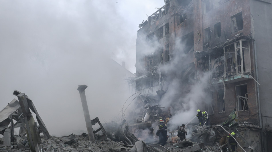 Mosca, colpita l'Ucraina con il missile ipersonico Oreshnik