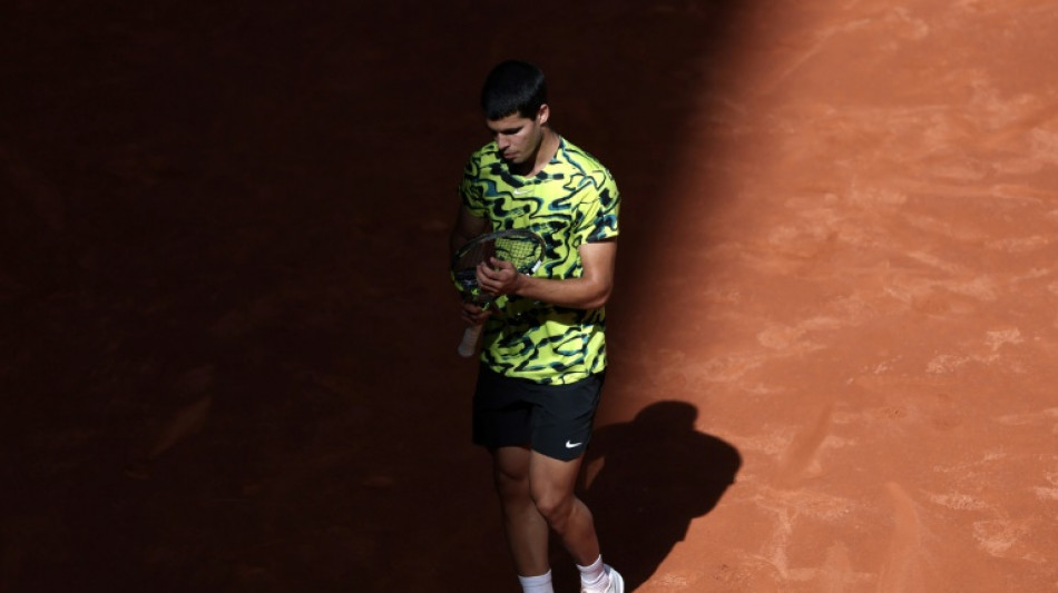 Alcaraz elimina Khachanov e avan&ccedil;a &agrave;s semifinais do Masters 1000 de Madri