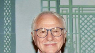 D&eacute;c&egrave;s &agrave; 103 ans de Michel Klein, c&eacute;l&egrave;bre v&eacute;t&eacute;rinaire du petit &eacute;cran