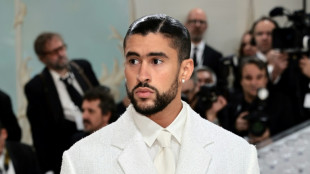 L'actrice Zendaya et le prince du rap latino Bad Bunny &agrave; la t&ecirc;te du gala du Met 2024