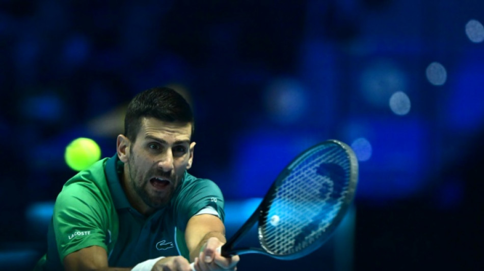 Djokovic vence Hurkacz, mas depende de Sinner para avançar no ATP Finals