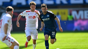 Sieg in Paderborn: K&ouml;ln kehrt an die Tabellenspitze zur&uuml;ck
