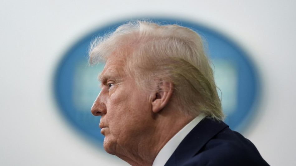 Com Trump, m&eacute;dicos e cientistas se dividem entre 'o p&acirc;nico e a incerteza'