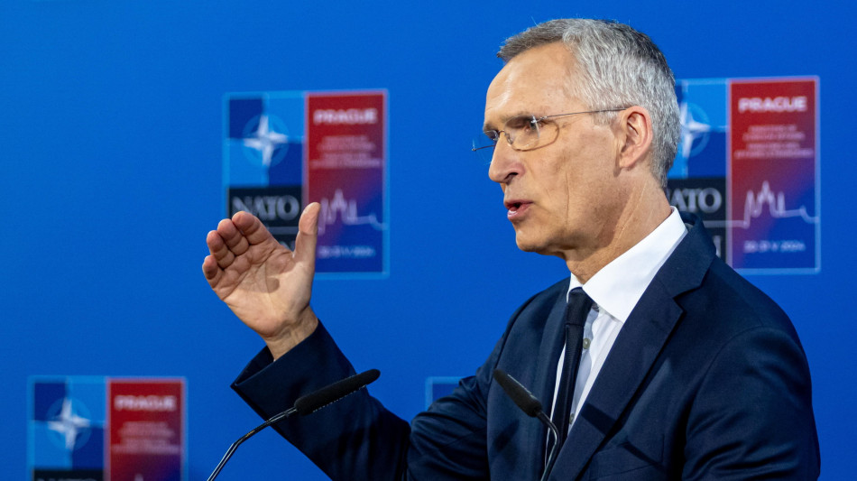 Stoltenberg, 'l'Ue non pu&ograve; difendersi da sola, c'&egrave; la Nato'