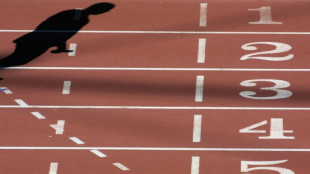 El canadiense Morales-Williams, de 19 años, bate récord de 400m en pista cubierta