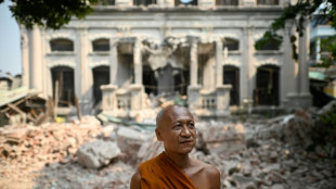 "Comme vivre en enfer" : &agrave; Mandalay en Birmanie, un monast&egrave;re bouddhiste d&eacute;vast&eacute; par le s&eacute;isme