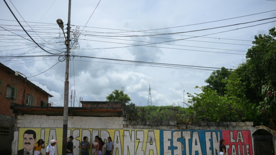 Maduro busca o man&aacute; do voto evang&eacute;lico na Venezuela
