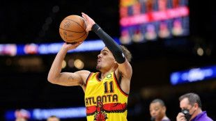 NBA: Denver humilie Milwaukee, Young et les Hawks ma&icirc;trisent les Lakers priv&eacute;s de James