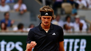 Zverev elimina Thiem e vai &agrave; segunda rodada do ATP 500 de Halle