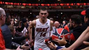 NBA: Dallas und Miami wahren Play-off-Chance