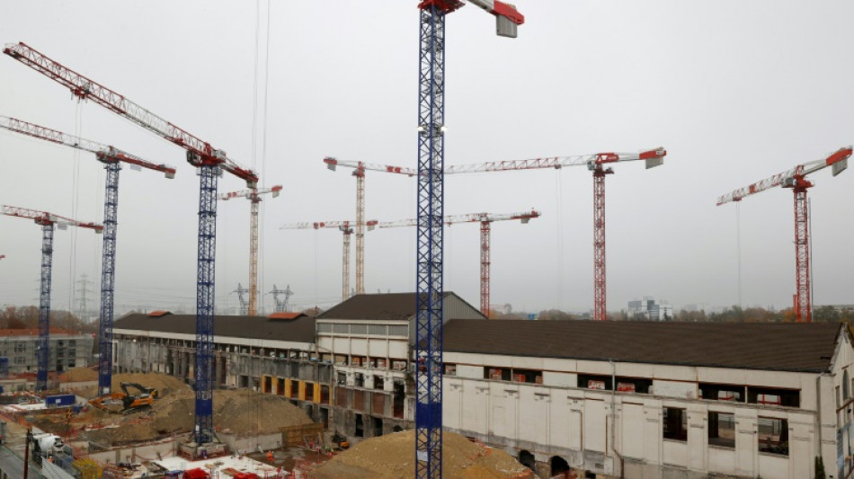 JO-2024: une dizaine de travailleurs sans-papiers sur le chantier du village des athl&egrave;tes