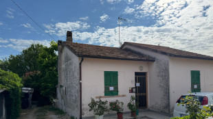 Spara alla festa dei bimbi, forse ha ucciso per il rumore