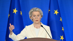 Trump avalia que h&aacute; 50% de chances de alcan&ccedil;ar acordo comercial com UE