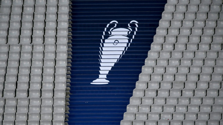 Real Madrid y Liverpool, ambiente festivo en Par&iacute;s antes de la final de ensue&ntilde;o