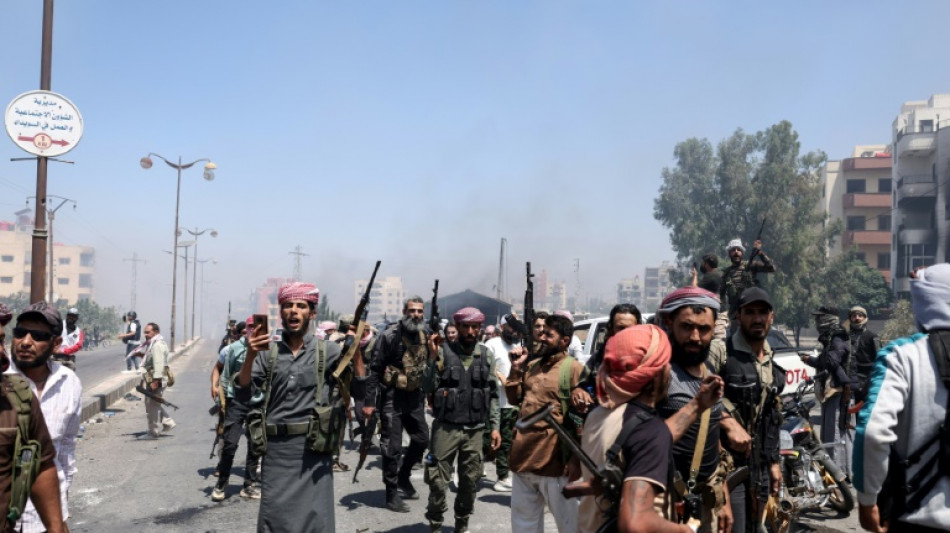 S&iacute;ria chega a 7&ordm; dia de combates apesar de an&uacute;ncio de cessar-fogo