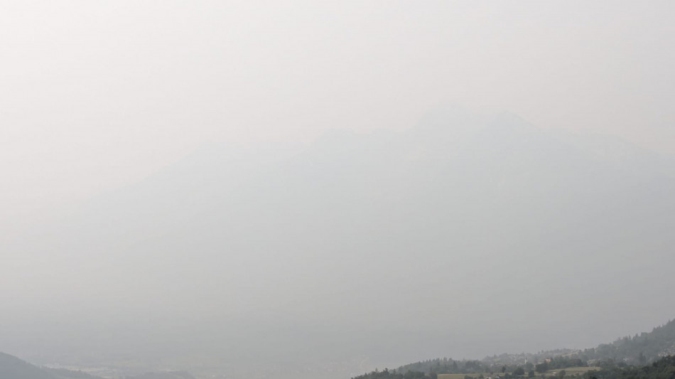 Foschia sulla Valle d'Aosta, sono le polveri dei roghi in Canada