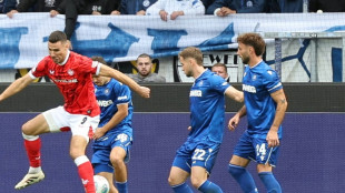 Ritter trifft sp&auml;t: Kaiserslautern setzt sich oben fest