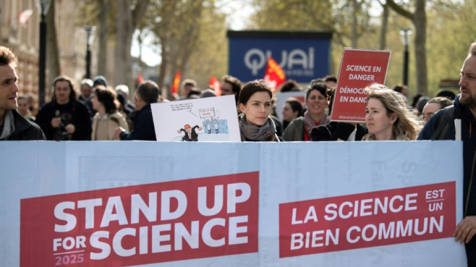 Des responsables scientifiques inquiets des attaques contre la science aux Etats-Unis