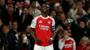 Arsenal vence Atl&eacute;tico de Madrid (1-0) e vai &agrave; final da Champions