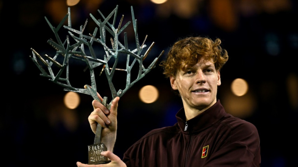 Jannik Sinner &eacute; campe&atilde;o do Masters 1000 de Paris e volta a ser n&uacute;mero 1 do mundo