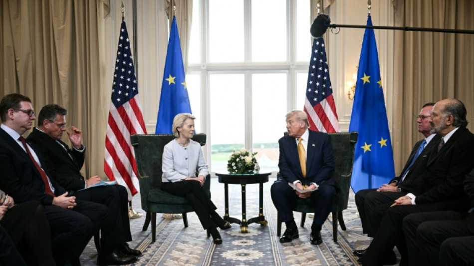 UE defende acordo comercial com EUA em meio a rea&ccedil;&otilde;es mistas