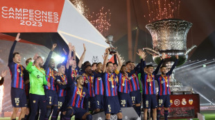 Gavi da la Supercopa de Espa&ntilde;a al Barcelona
