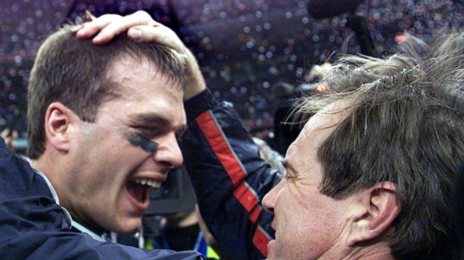 Patriots coach Belichick praises 'ultimate competitor' Brady
