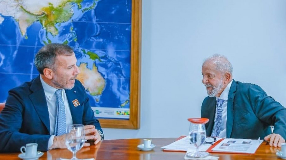 Labriola incontra Lula,'per Tim Brasile &egrave; sempre pi&ugrave; importante'