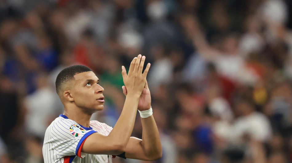 Madrid si prepara per Mbappé, in 85mila al Bernabeu