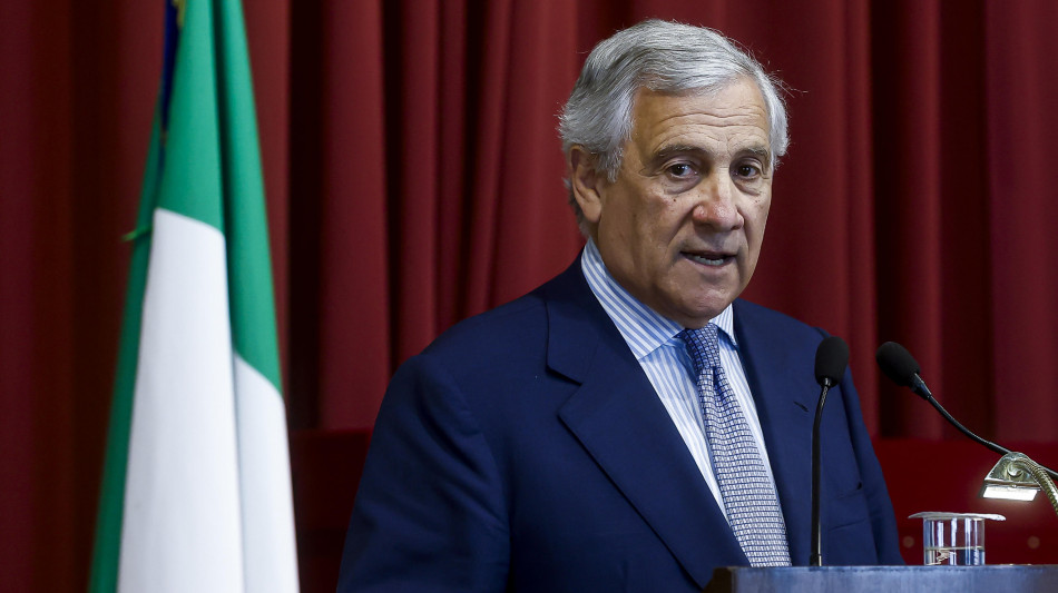 Tajani, in Veneto non ci imporranno candidato, noi per Tosi
