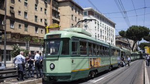 Tamponamento fra due tram a Roma, 10 feriti lievi