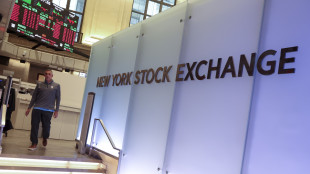 Wall Street apre in calo, Dj -0,37%, Nasdaq -1,54%