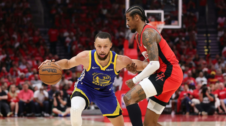 NBA: Curry sorgt f&uuml;r gelungenen Play-off-Start
