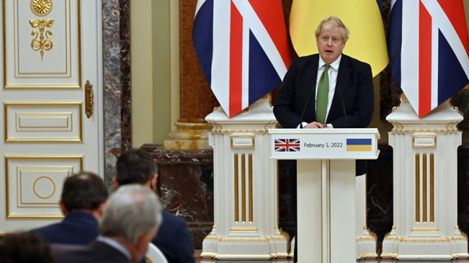 Un diplomático ruso califica a la diplomacia británica de "inservible"