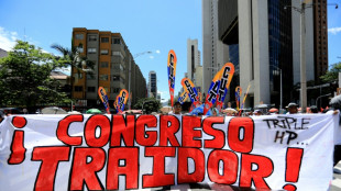 Marchas y bloqueos de transporte en Colombia en apoyo a reformas de Petro