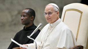 El papa advierte al gobierno de la Iglesia contra la "sed de dominaci&oacute;n"