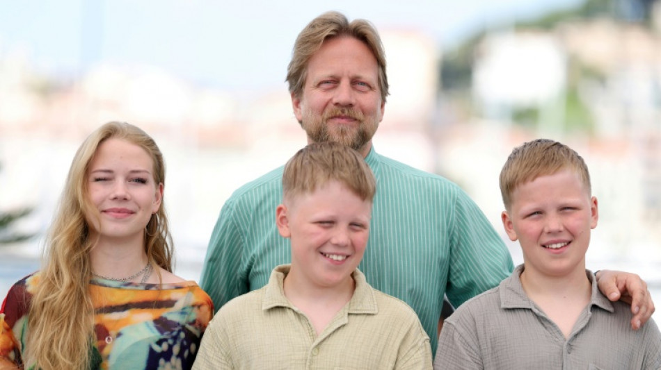 Fur-st prize for Icelandic sheepdog at Cannes canine competition 