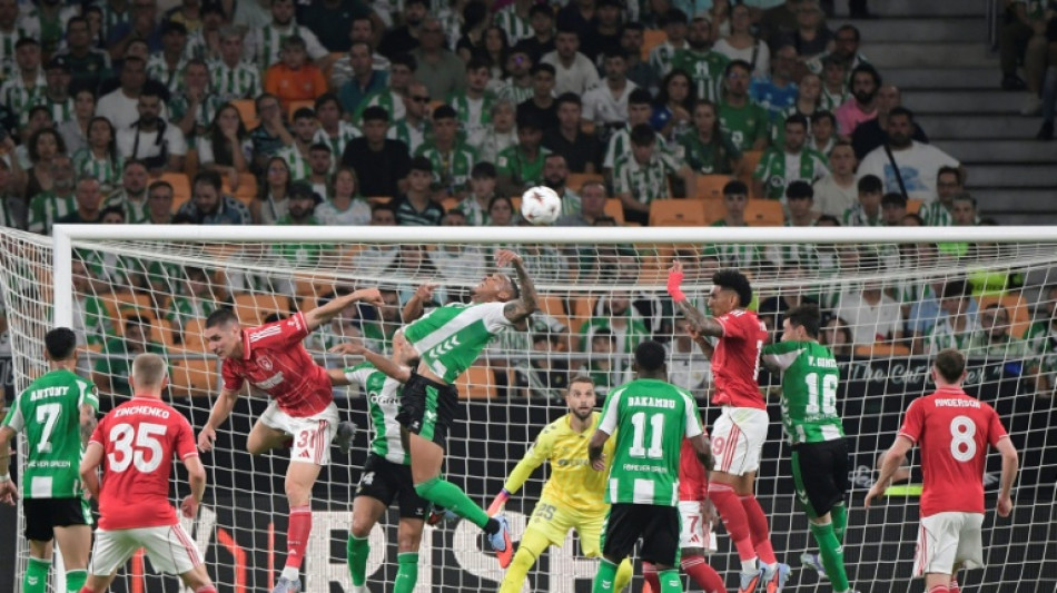 Postecoglou's Forest held by Antony's Betis on European return