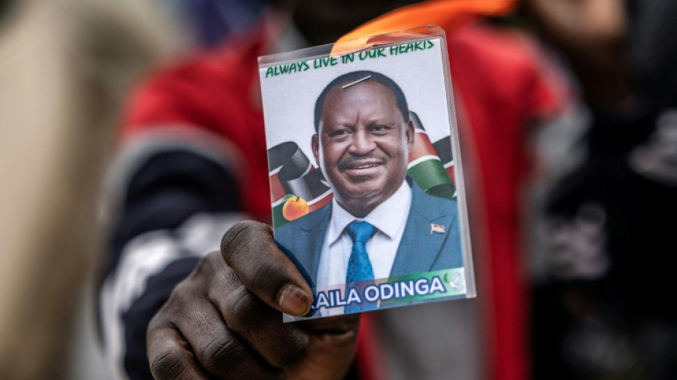 Fun&eacute;railles &agrave; hauts risques dans l'ouest du Kenya pour l'opposant historique Odinga