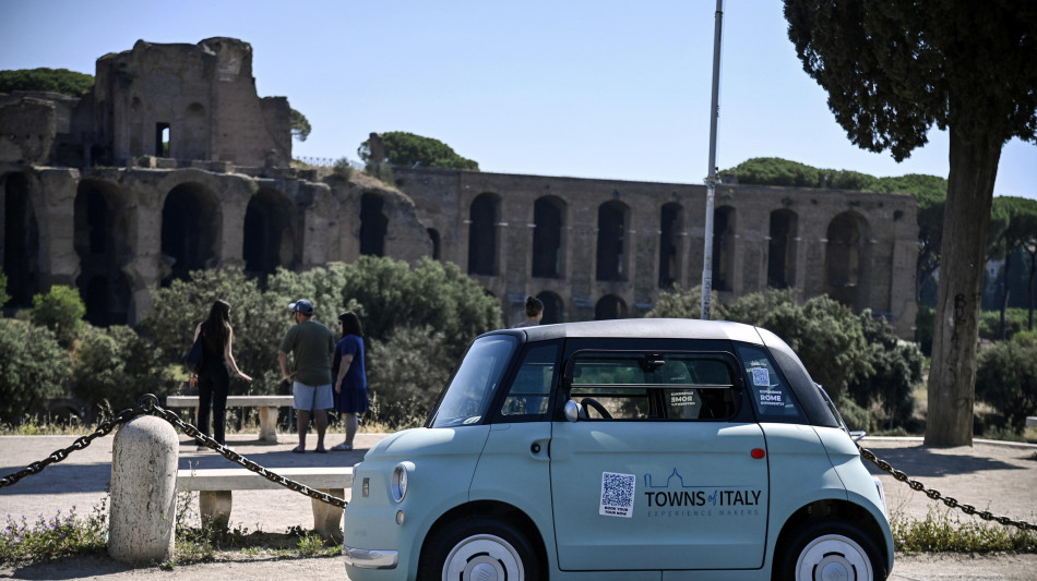 Bain, in Italia ritorno all'auto privata ma meglio usata
