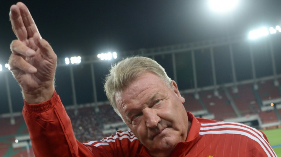 John Toshack, treinador campe&atilde;o pelo Real Madrid, &eacute; diagnosticado com dem&ecirc;ncia