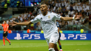 Mbapp&eacute; debuta en Real Madrid con gol y t&iacute;tulo en la Supercopa de Europa