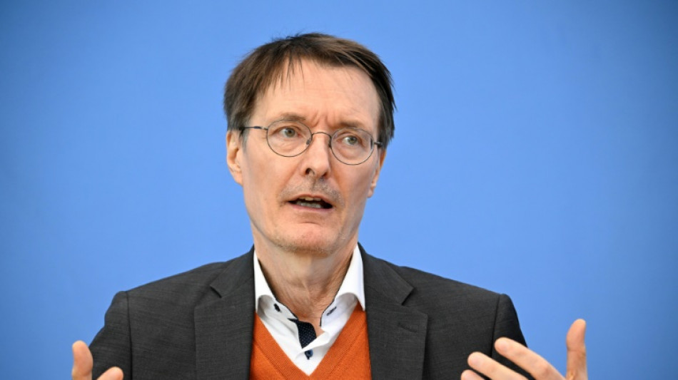 Lauterbach pr&auml;sentiert Aktionsplan f&uuml;r deutlich weniger Hitzetote