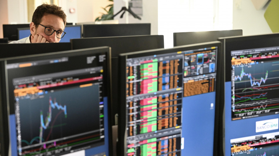 Borsa: l'Europa si consolida, tempesta su bond si spegne, cala il petrolio