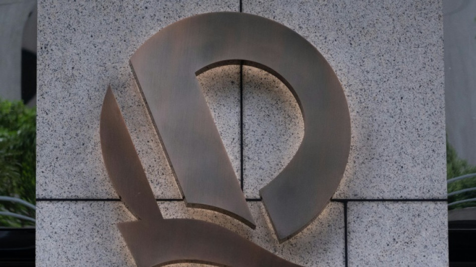 Stocks rise on Powell comments, China boosted by duty cut