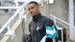 Atacante Alexander Isak vai ao Liverpool por &pound; 130 milh&otilde;es, diz imprensa