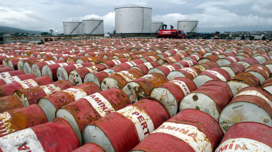 Il petrolio chiude in rialzo a New York a 92,96 dollari