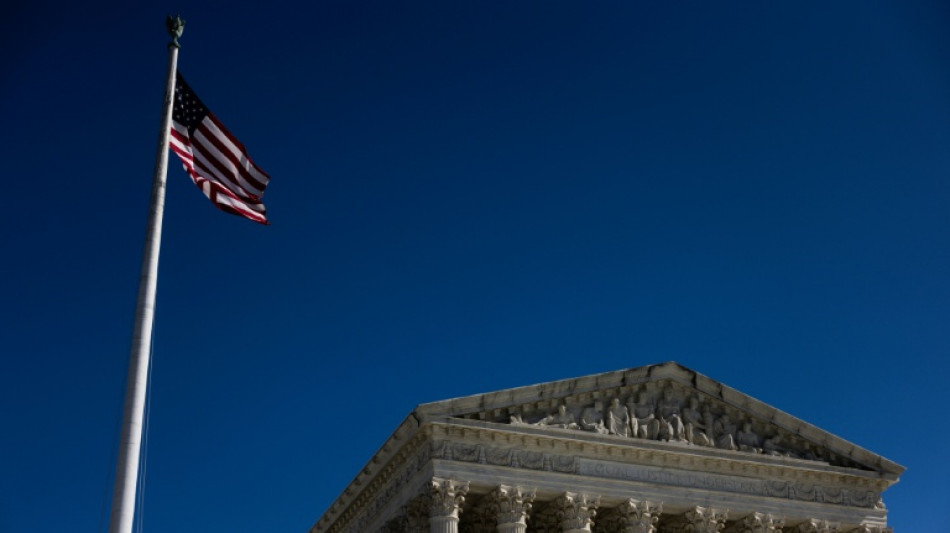 Suprema Corte permite que Trump revogue prote&ccedil;&atilde;o legal de mais de 500.000 imigrantes