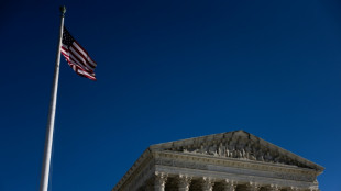 Suprema Corte permite que Trump revogue prote&ccedil;&atilde;o legal de mais de 500.000 imigrantes