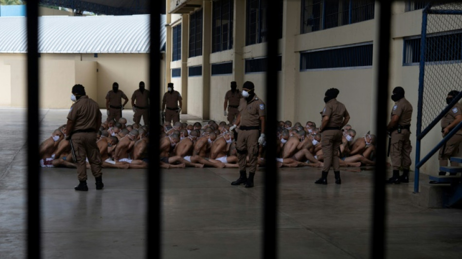 El Congreso salvadore&ntilde;o aprueba una ley que env&iacute;a a menores a c&aacute;rceles de adultos